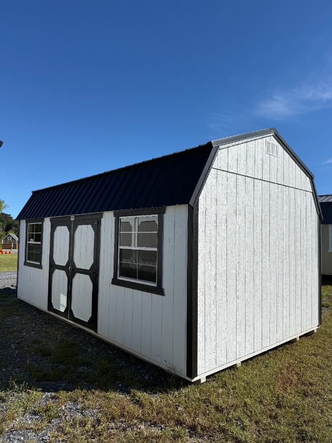 Lofted Barn - 12x20